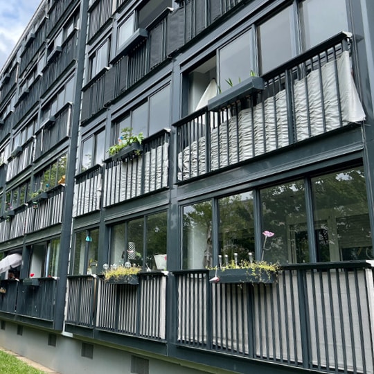 Moderne Balkonsanierung in Mannheim: Balco und Flüwo setzen Maßstäbe. Balco Balkonkonstruktionen GmbH.