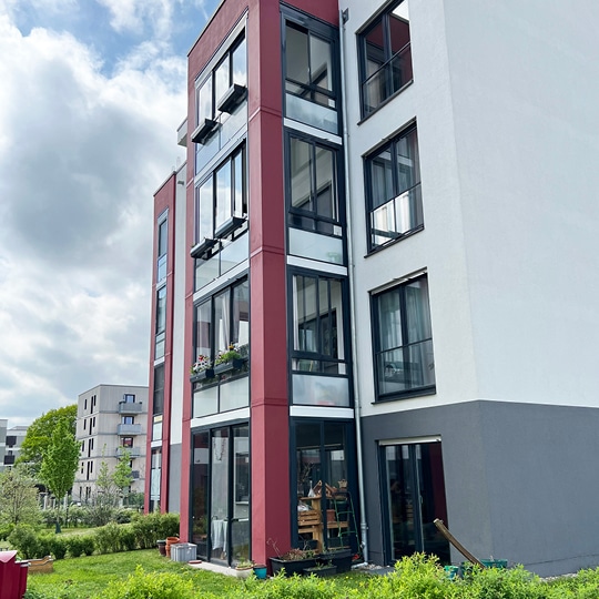 Balkonverglasungen von Balco – Mehr Raum, mehr Komfort, mehr Wert. Balco GmbH